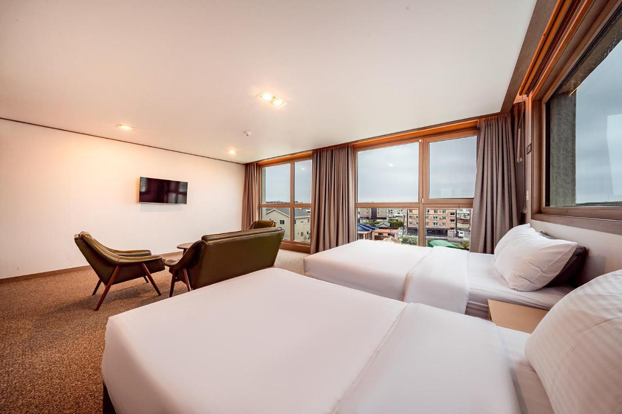 Sunrise Hotel Seongsan Szogüpho Kültér fotó