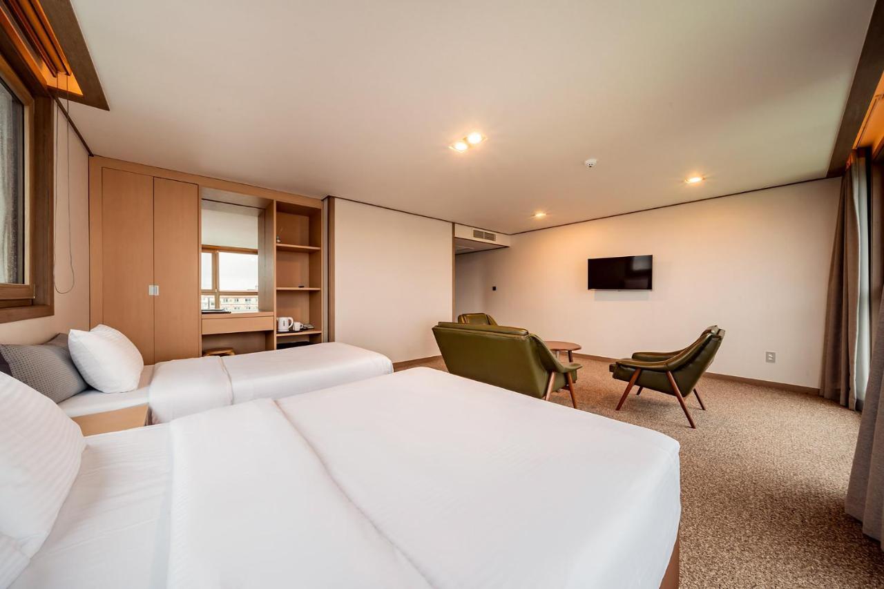 Sunrise Hotel Seongsan Szogüpho Kültér fotó