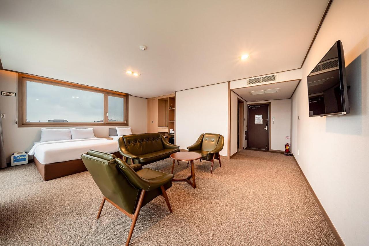 Sunrise Hotel Seongsan Szogüpho Kültér fotó